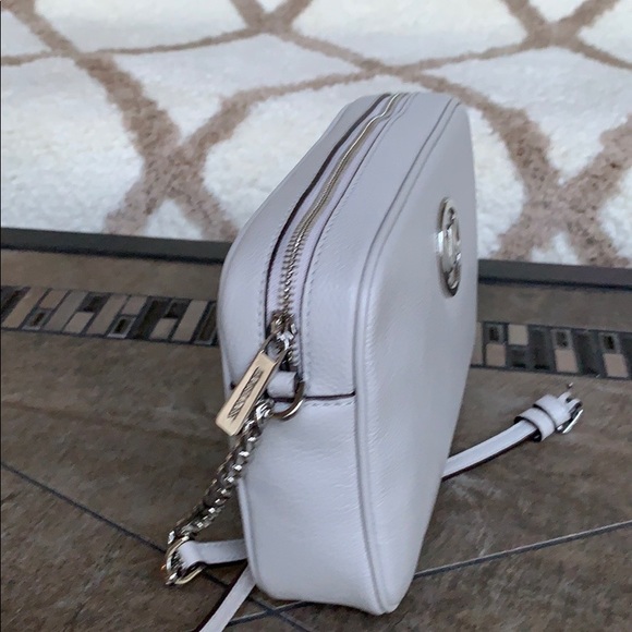 MICHAEL KORS FULTON LG EW CROSSBODY - Picture 7 of 16